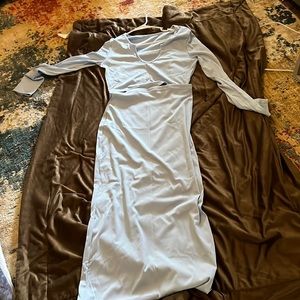 XL 2 piece long sleeve top and skirt